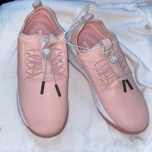 Clove Pink Nursing Shoes